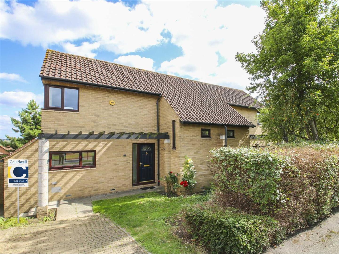 2 bed property in Dunchurch Dale, Milton Keynes